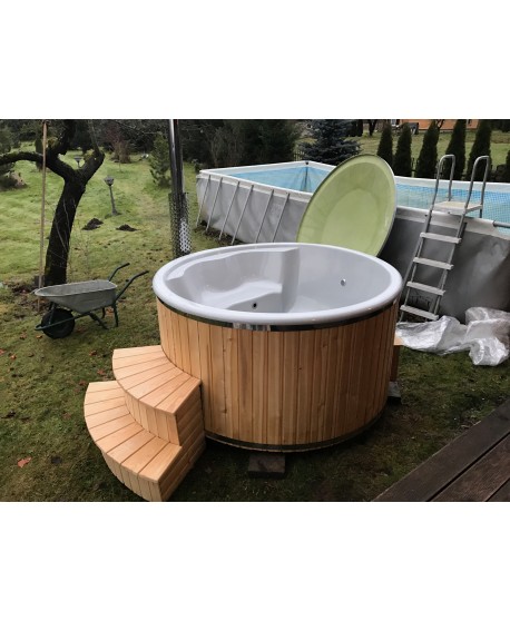 Badefass Royal Wellness mit integriertem Ofen Badefass Royal Wellness mit integriertem Ofen