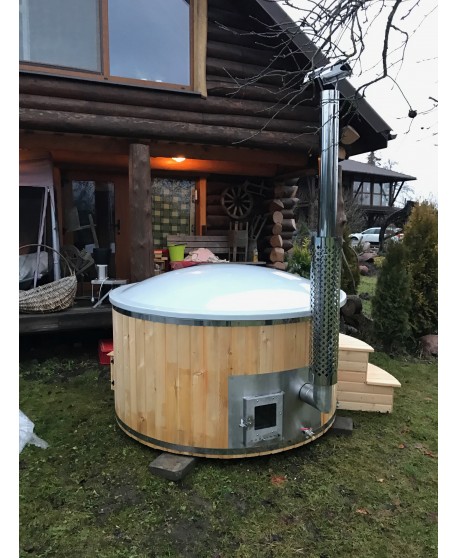 Badefass Royal Wellness mit integriertem Ofen Badefass Royal Wellness mit integriertem Ofen