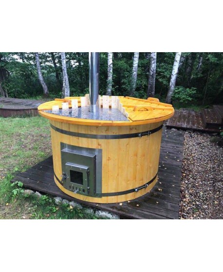 Badebottich mit integriertem Ofen Badebottich mit integriertem Ofen