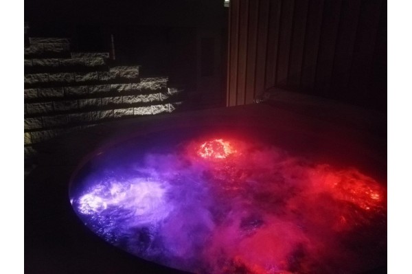 LED Beleuchtung im Wasser LED Beleuchtung im Wasser