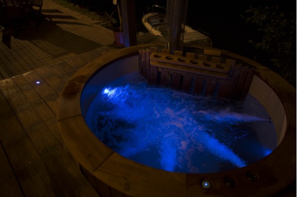 LED Beleuchtung im Wasser LED Beleuchtung im Wasser