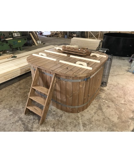 SPA Whirlpool Quadratische Form SPA Whirlpool Quadratische Form