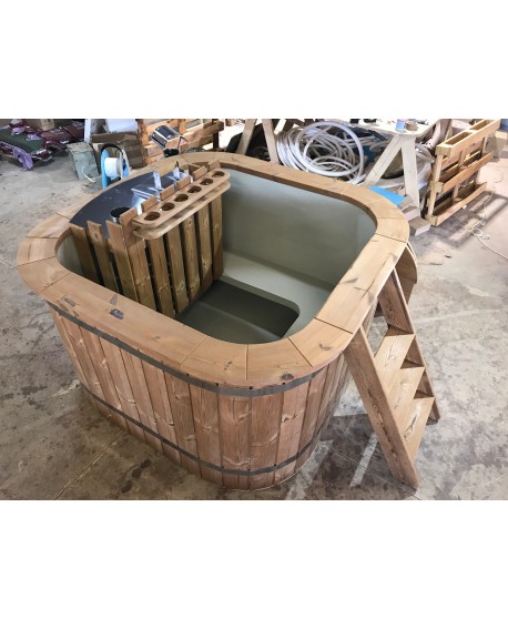 SPA Whirlpool Quadratische Form SPA Whirlpool Quadratische Form