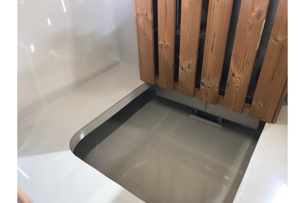 Kvadratinis SPA kubilas Kvadratinis SPA kubilas